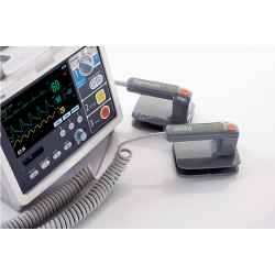 Дефибрилляция сердца: Современные методы и оборудование для спасения жизней